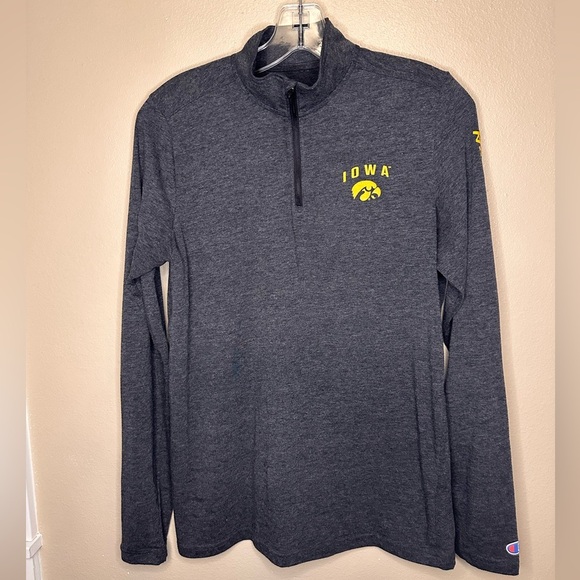 Champion Iowa Hawkeyes Youth 1/4 Zip Pullover Shirt Size 14-16 Gray - Picture 1 of 6